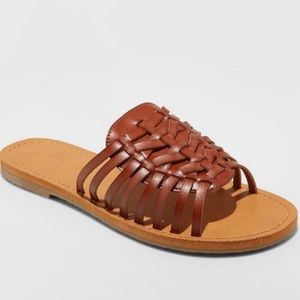 Woman’s huarache sandals cognac brown leather boho